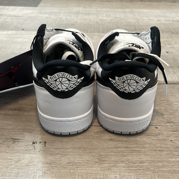 AIR JORDAN 1 LOW 85 - WHITE/BLACK/NEUTRAL GREY - Picture 2 of 6